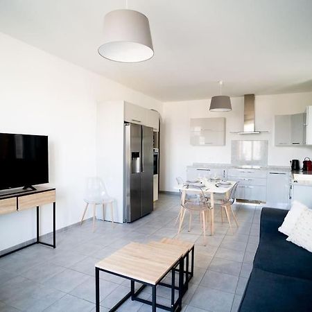 Appartement T4 Vue Mer Proche Gare Et Centre Ville Αζάτσιο Εξωτερικό φωτογραφία