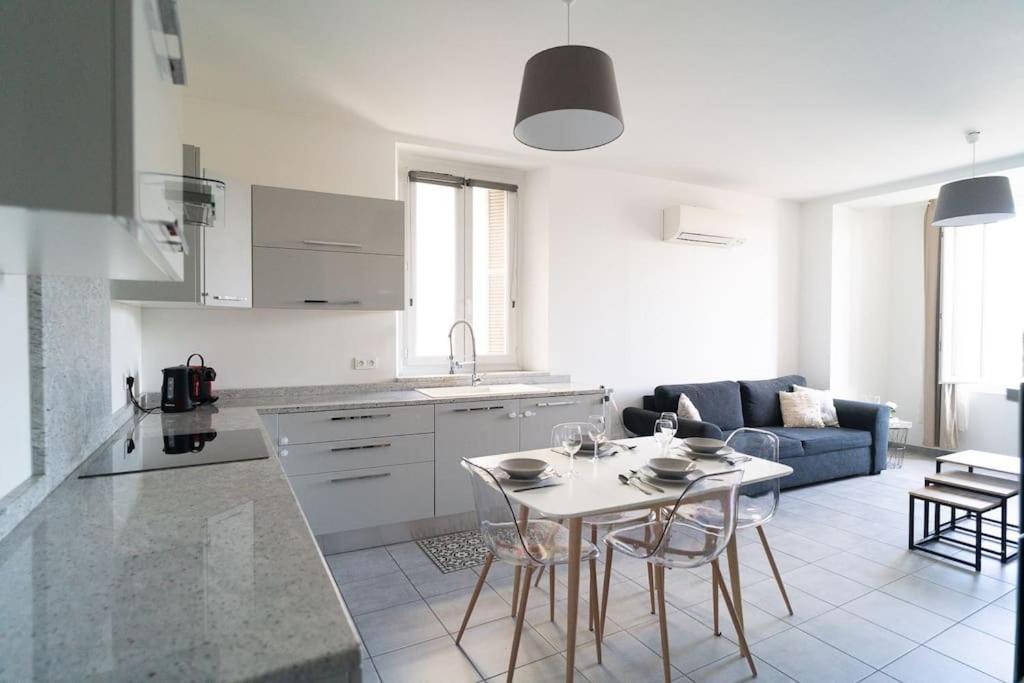Appartement T4 Vue Mer Proche Gare Et Centre Ville Αζάτσιο Εξωτερικό φωτογραφία